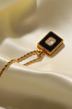 Liora Necklace
