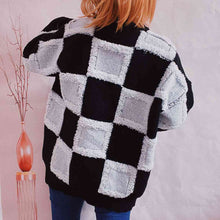 Pia Checkered Round Neck Long Sleeve Sweater