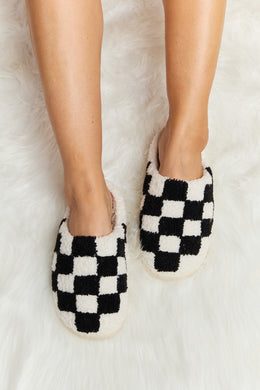 It Checks Slippers