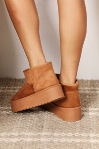 Aria Camel Mini Boots