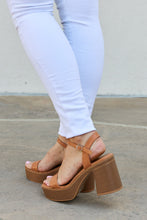 Feel IT Platform Sandals