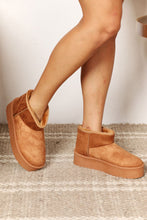 Aria Camel Mini Boots