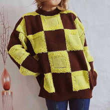 Pia Checkered Round Neck Long Sleeve Sweater