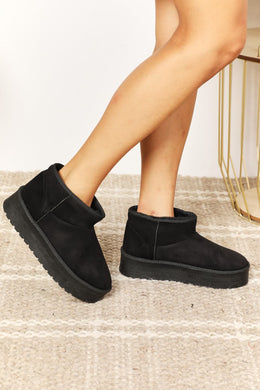 Aria Black Mini Boots