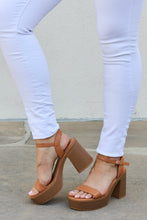 Feel IT Platform Sandals